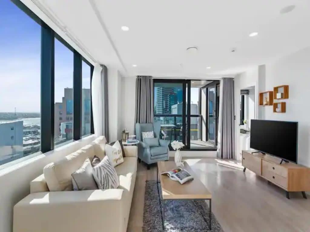 Just Opposite To Sky Tower , 2 Bed 2 Bath In Cbd Appartement Auckland Buitenkant foto